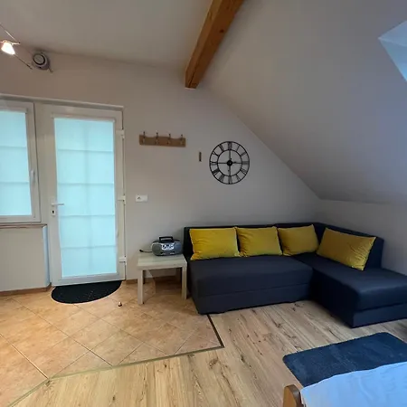 Karpacz Apartment *